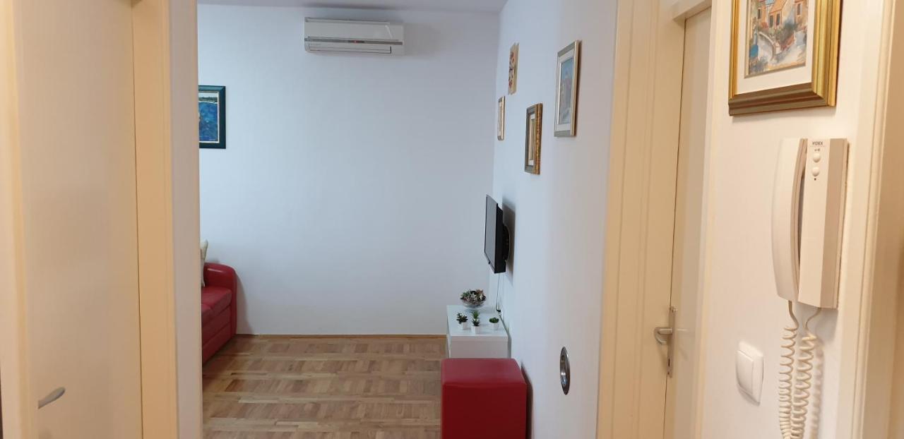 Apartment Sunny Smile 扎达尔 外观 照片