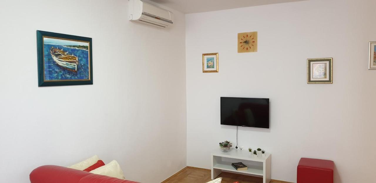 Apartment Sunny Smile 扎达尔 外观 照片
